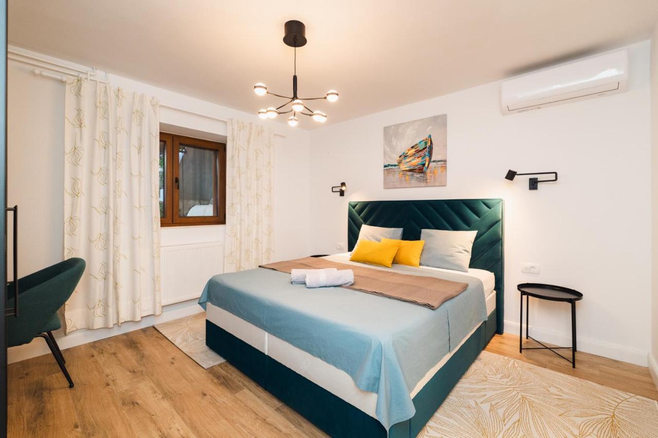 Amfora Maris Apartment Split Bagian luar foto