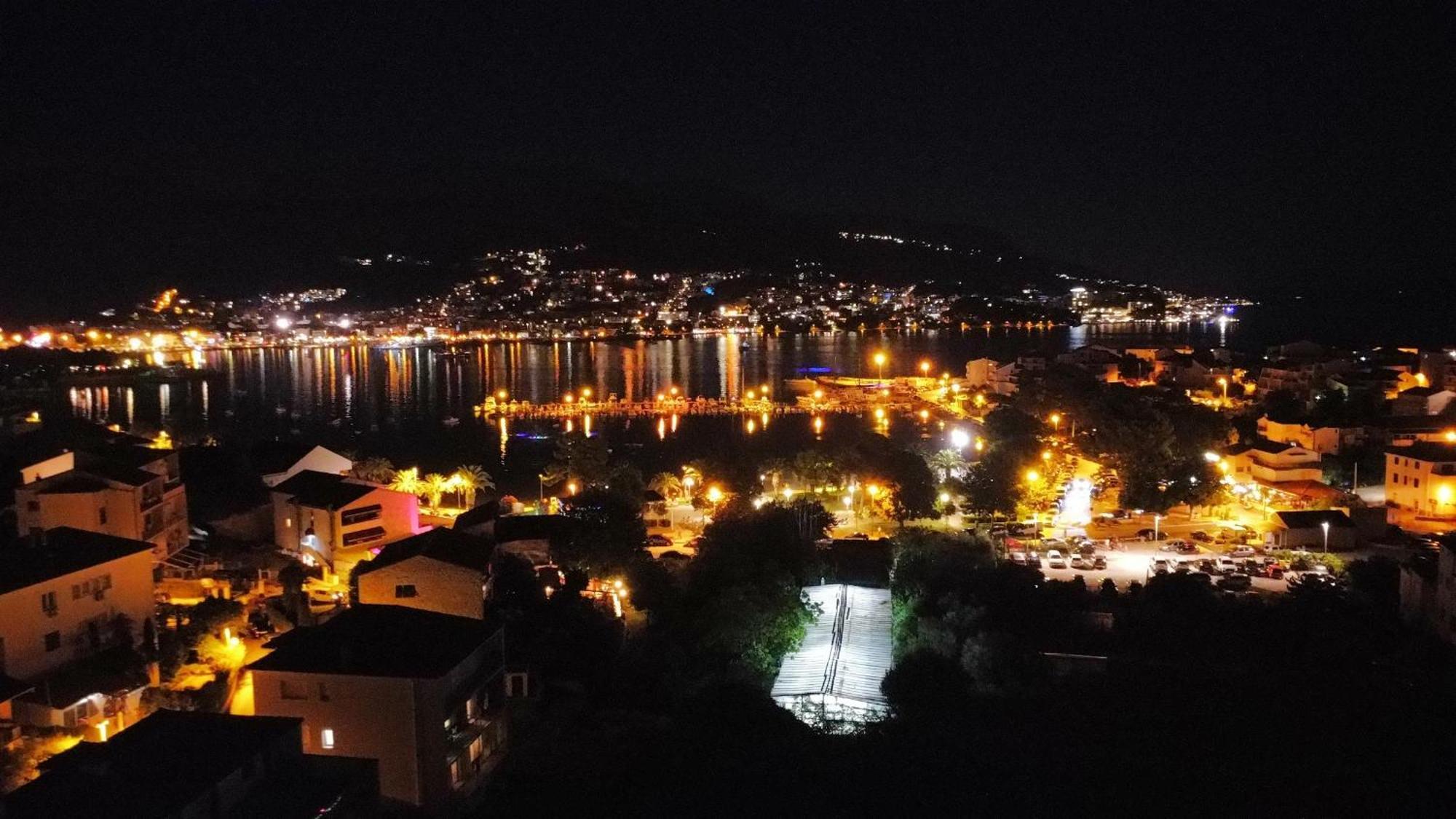 Amfora Maris Apartment Split Bagian luar foto